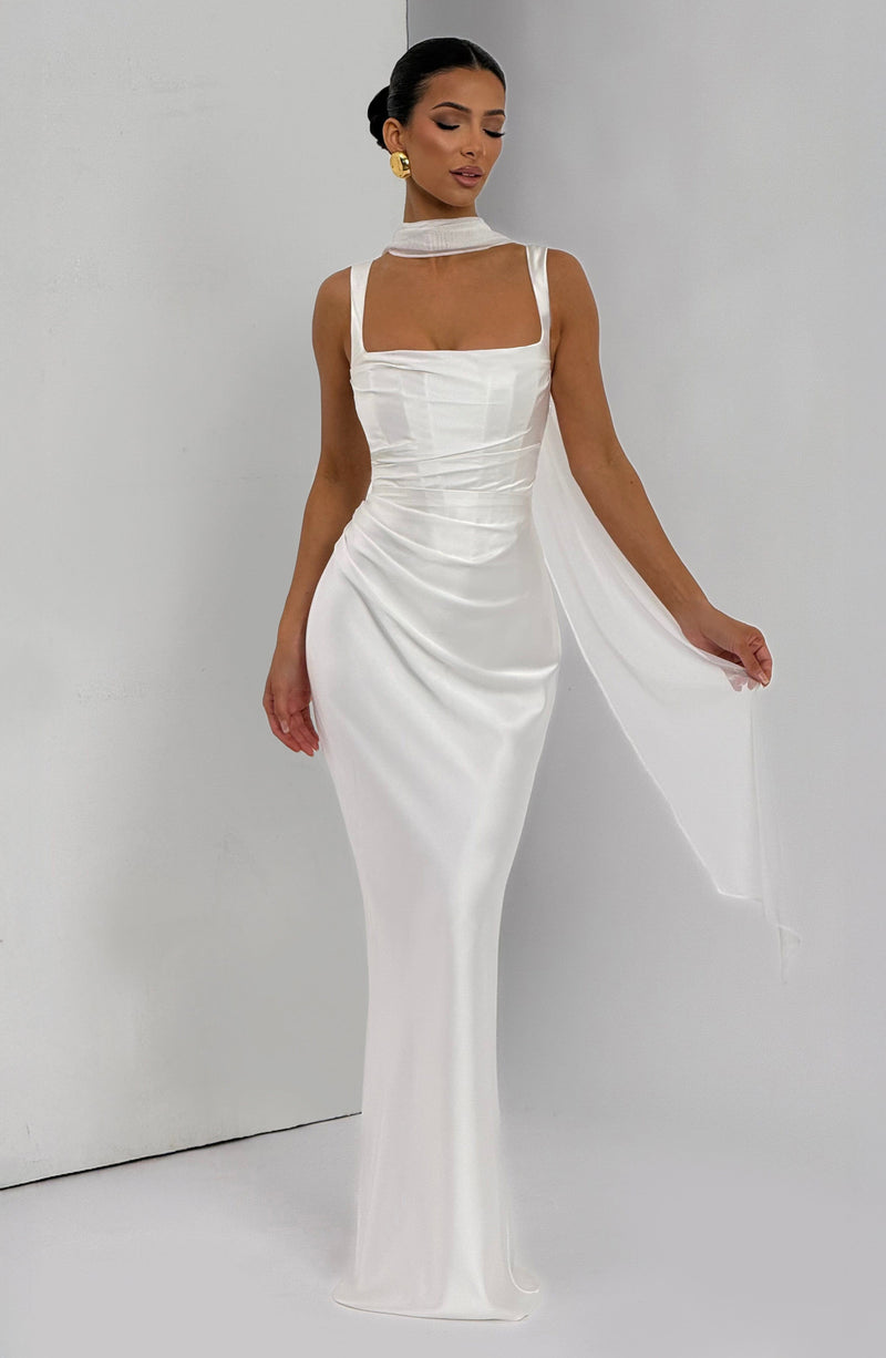 Vestido saten con escote