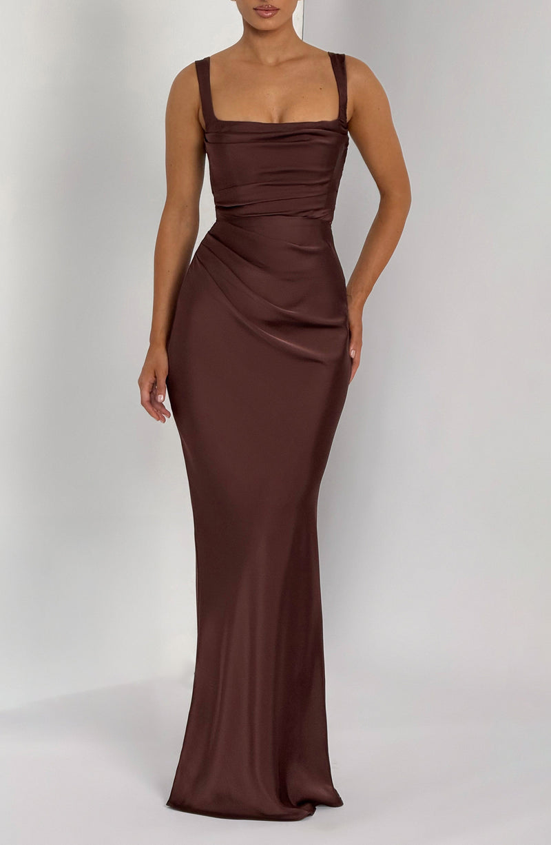 Vestido saten con escote